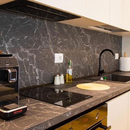 Bed and Breakfast Luxury Rooftop 23 Tirana Zewnętrze zdjęcie